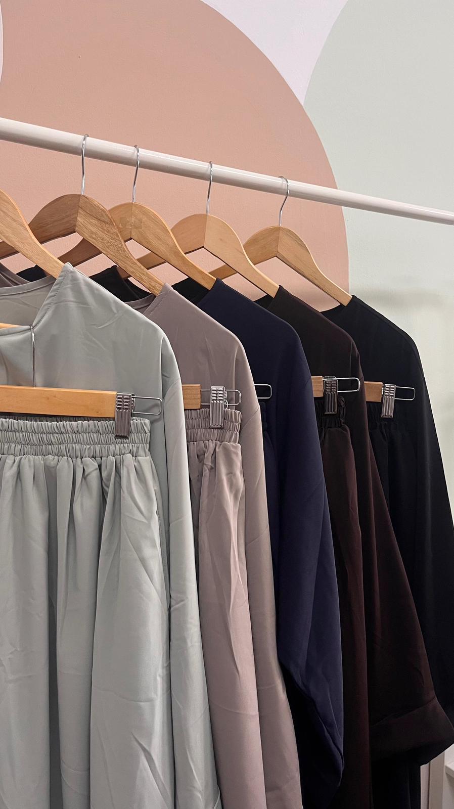 Sabreena Skirt Set π§