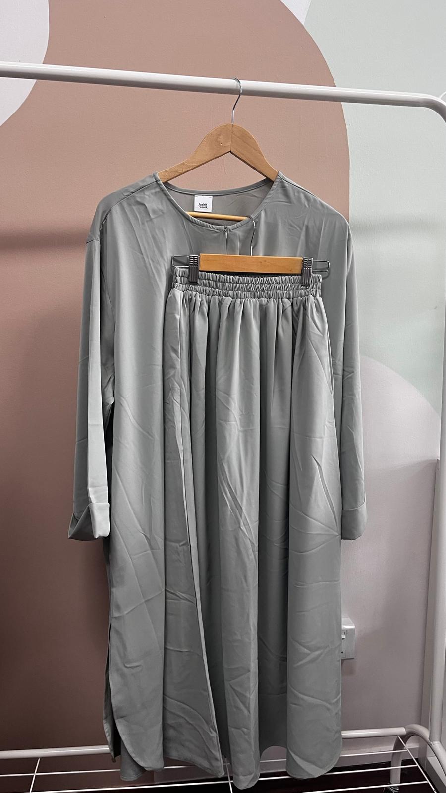 Sabreena Skirt Set π§