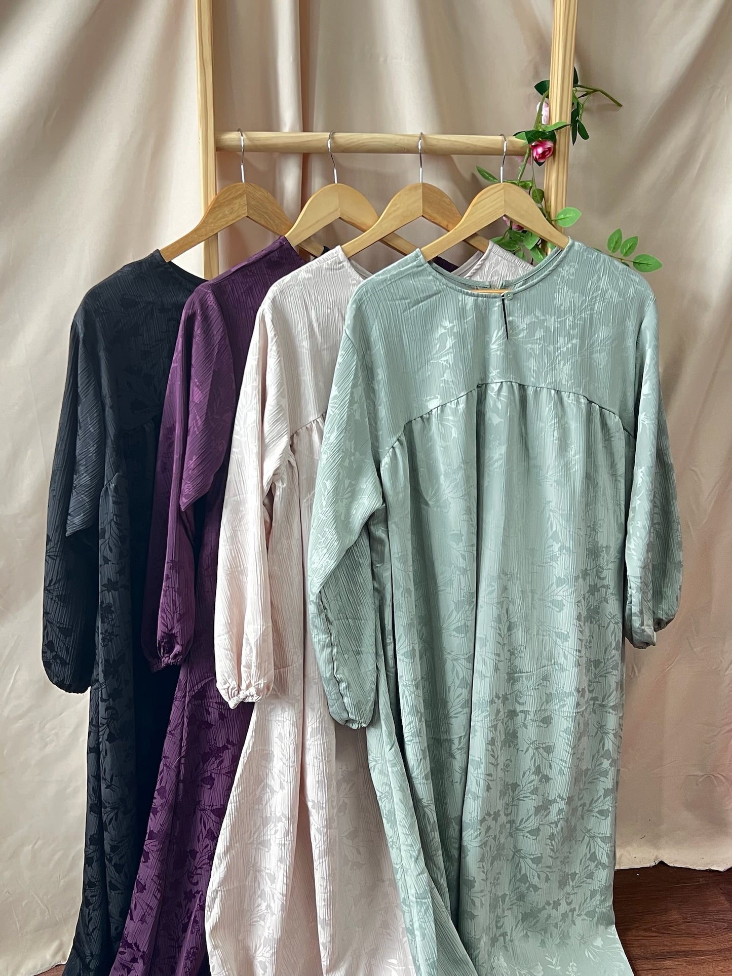 Riya Dress