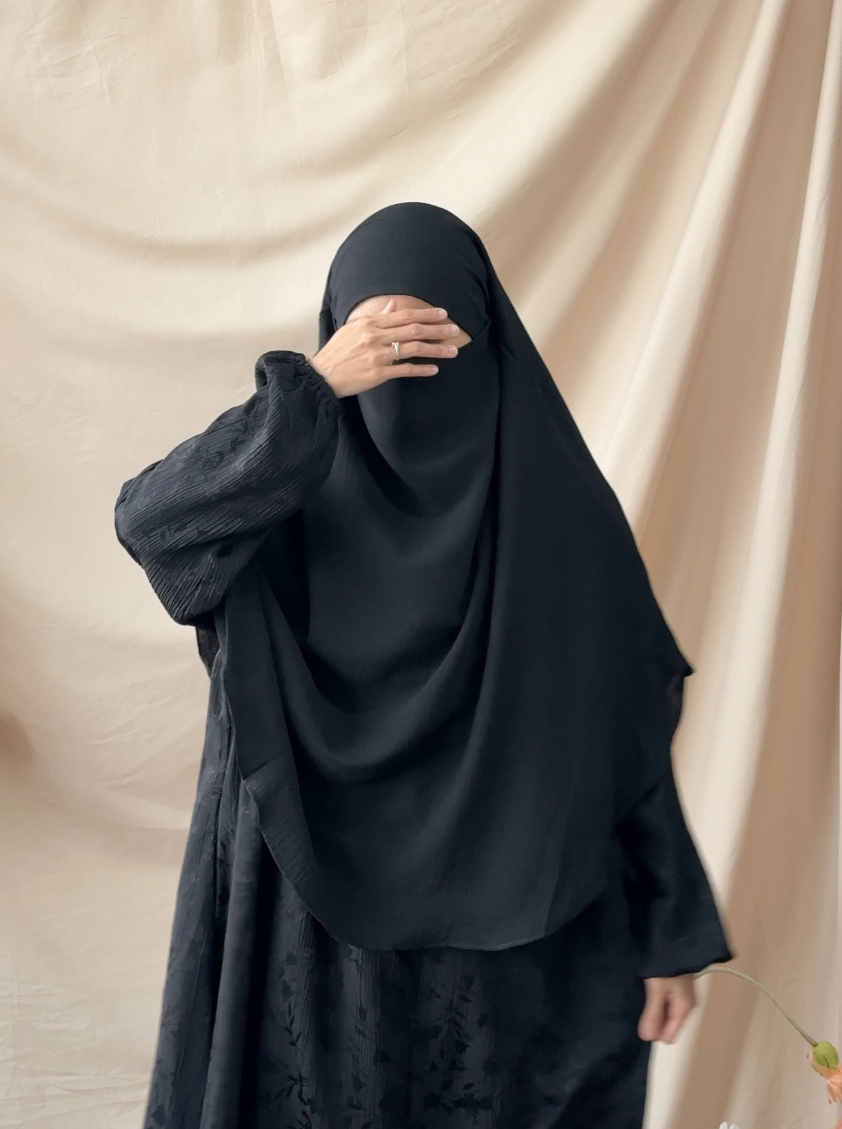 Wandering Vines Khimar