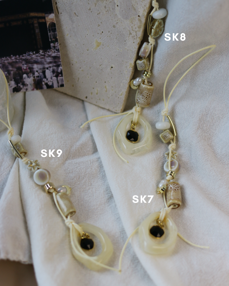 Whispers of Faith • His Blessed View | String Keychain 💐