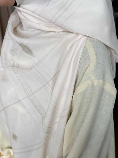 Grid Petals - Bawal