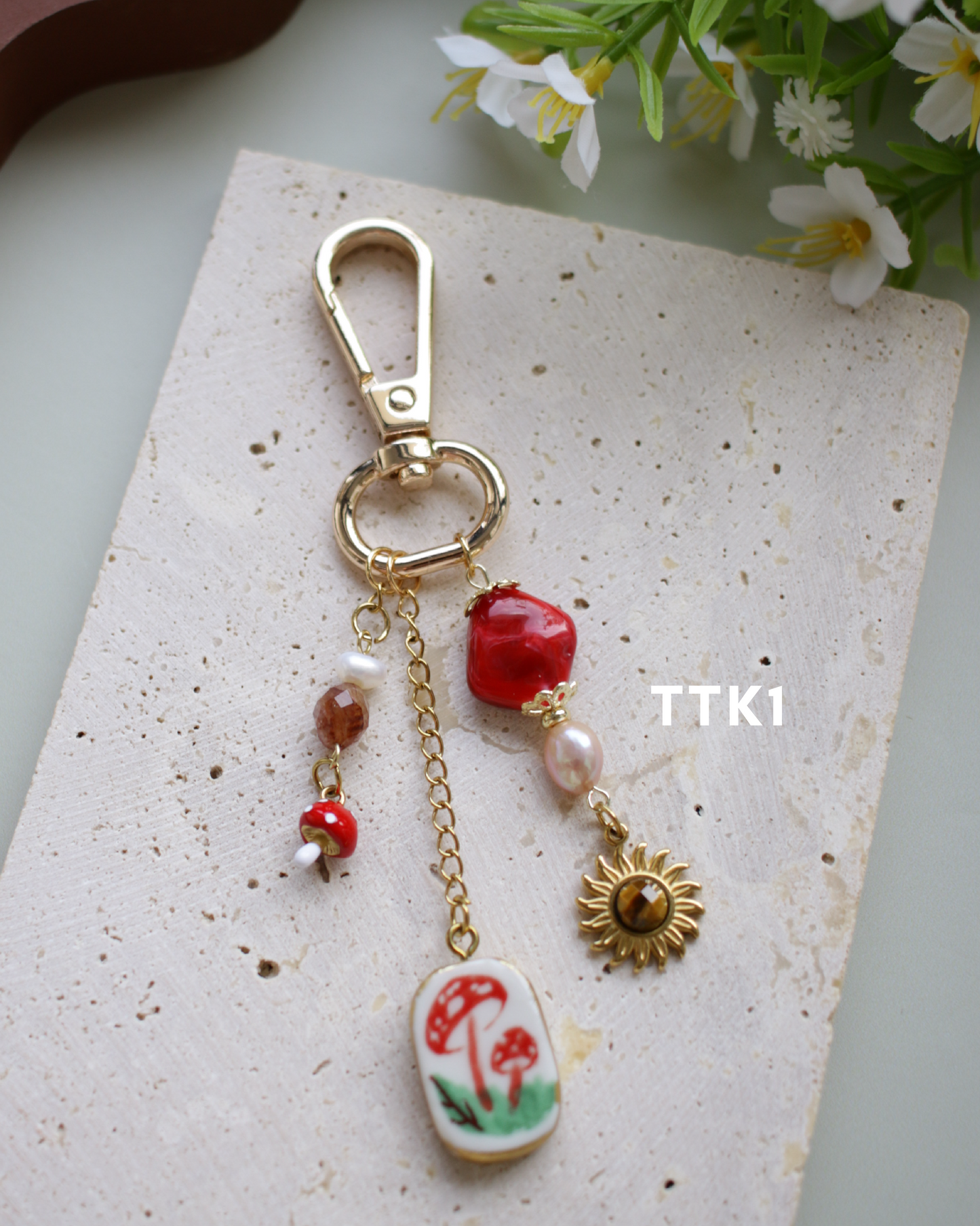 Trinket Treasures • Keychain ✨