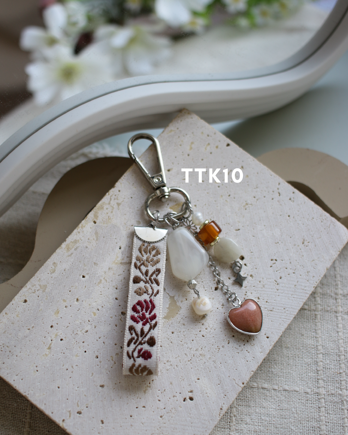 Trinket Treasures • Keychain ✨