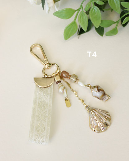 Trinket Treasures • Keychain ✨